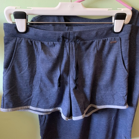 HelloMello lounge or jammy set - Picture 3 of 5